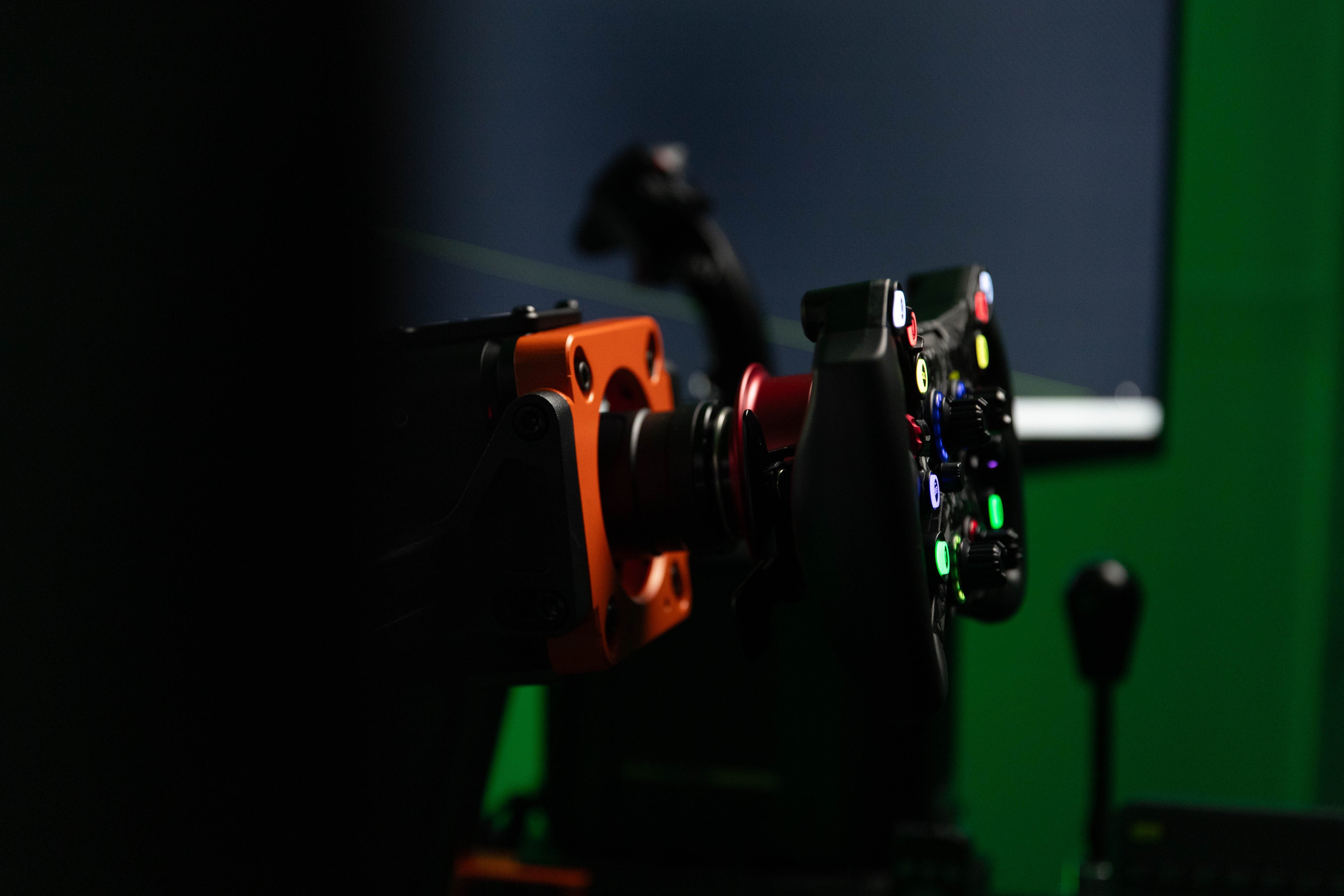 VPS Hybrid Simulator System — Turn-Key Racing & Flight Motion Simulator