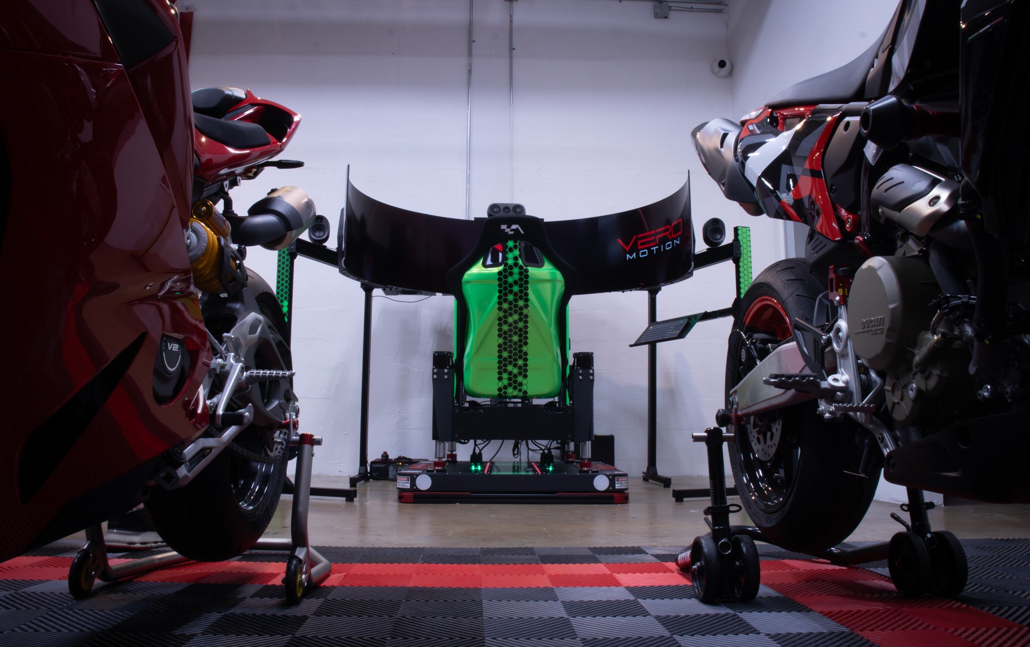 Vero Motion - Legend GTR - 6DOF Motion System