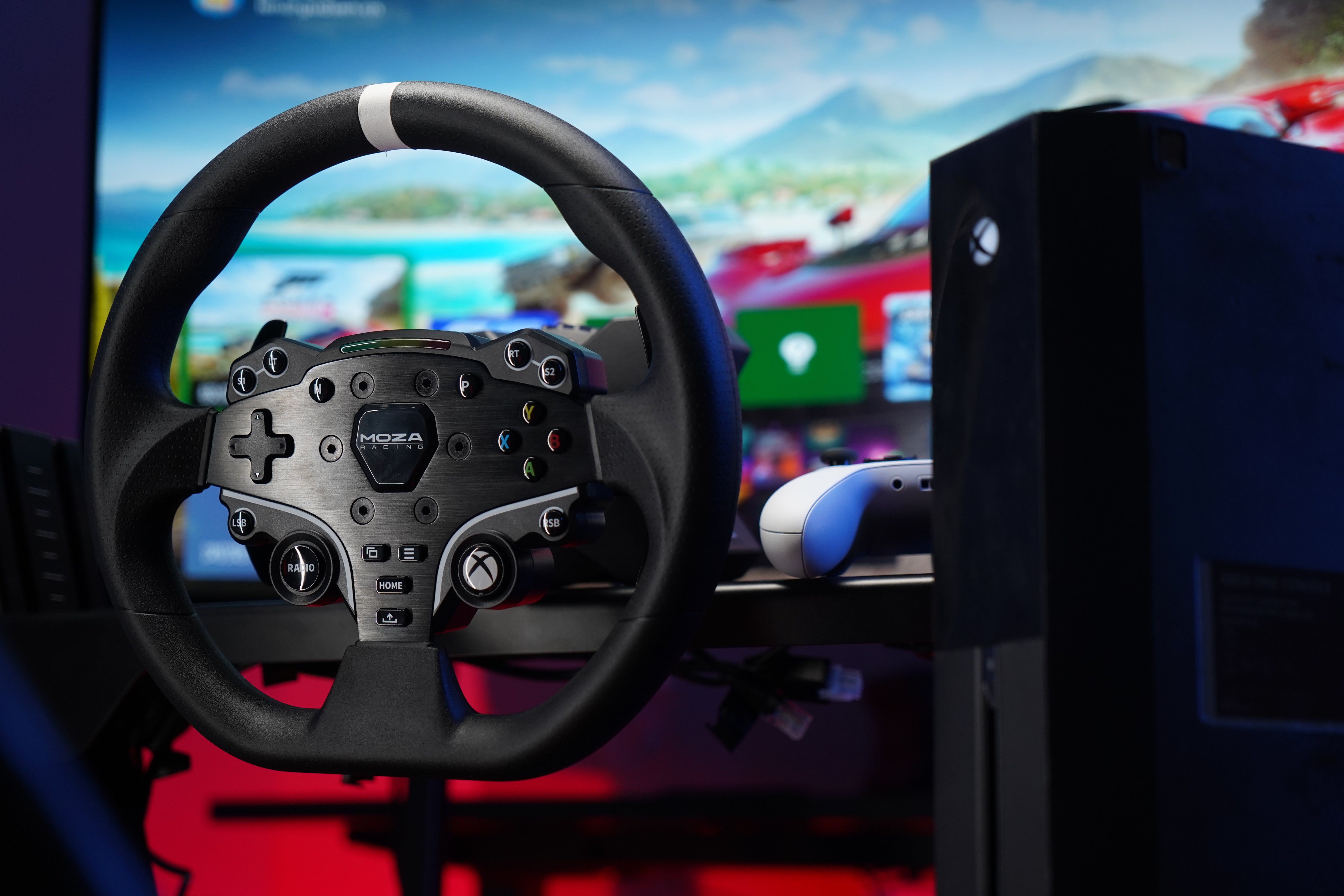 MOZA R3 Xbox racing bundle in use on an Xbox console racing simulator