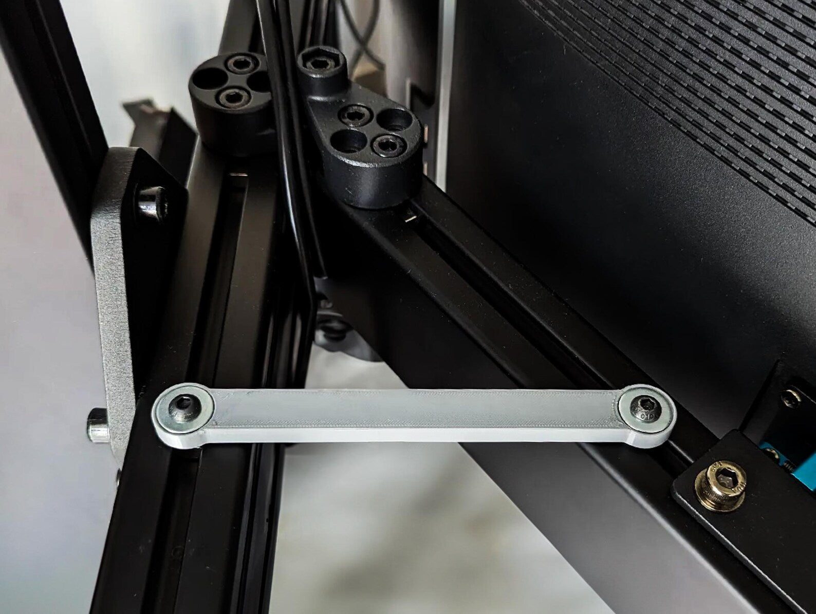 Brace for Triple Monitor Stand | Sim Racing | Flight Simulator