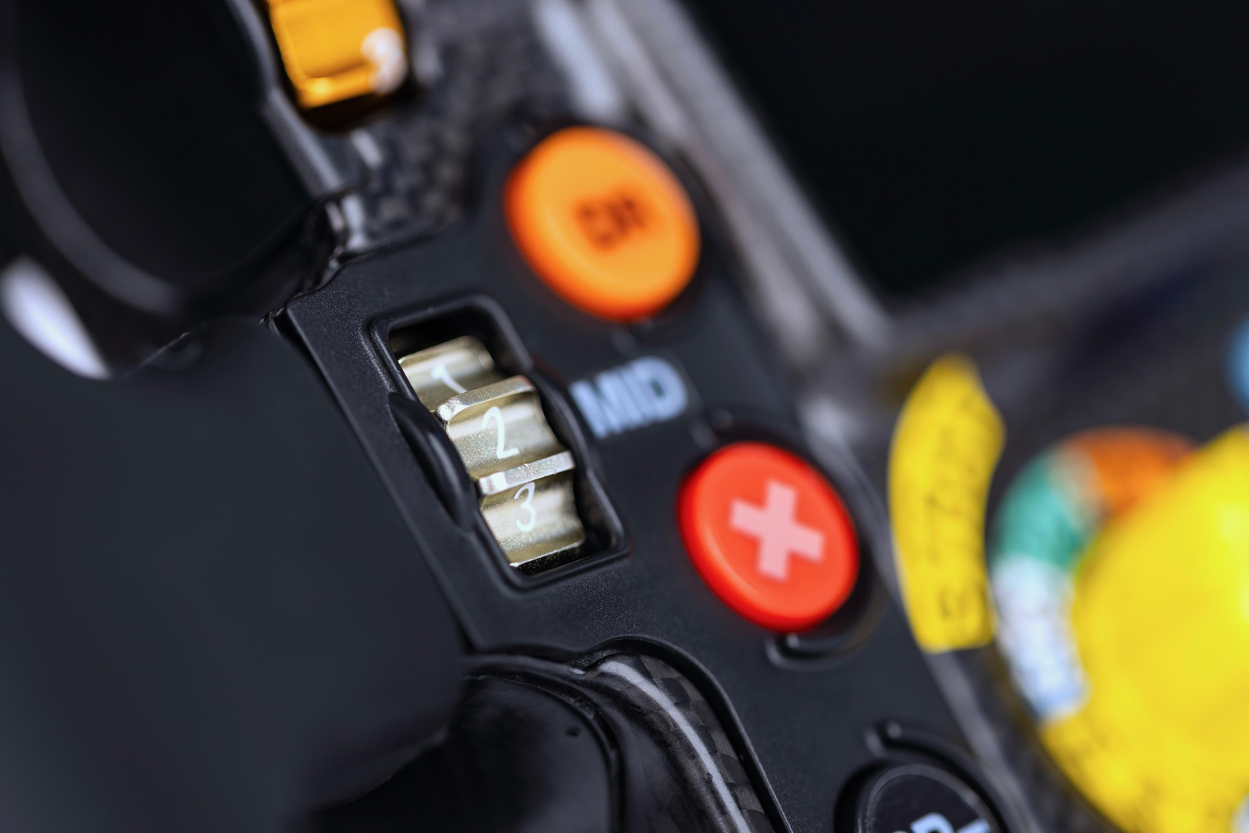 Sim-Lab Mercedes-AMG PETRONAS F1 Team Sim Racing Steering Wheel (2024/2025)